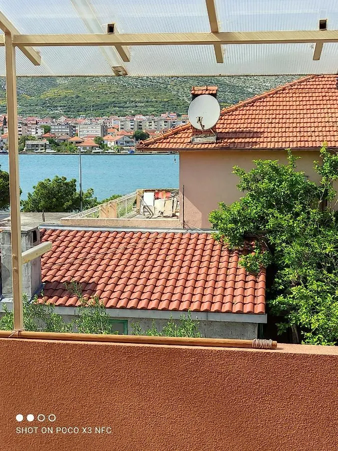 Apartment Ella تروغير