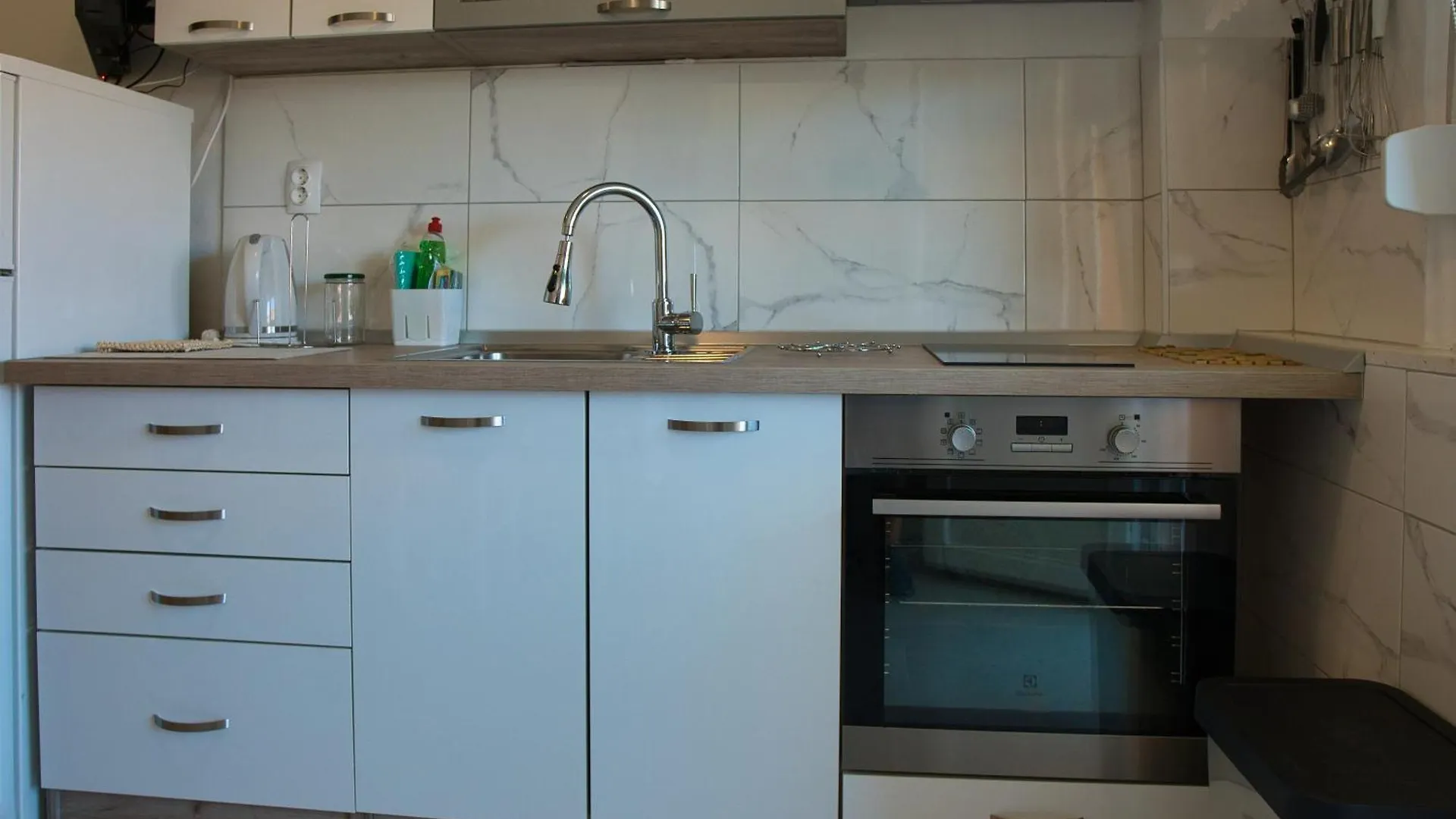 Apartment Ella تروغير